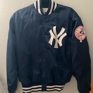 Vintage 80’s Yankees bomber jacket